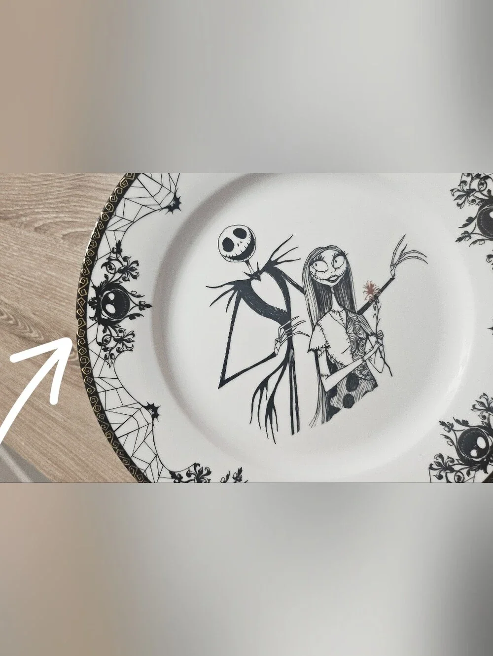 The Nightmare Before Christmas Jack & Sally Decorative Plate by Zrike NWT :CHIP: